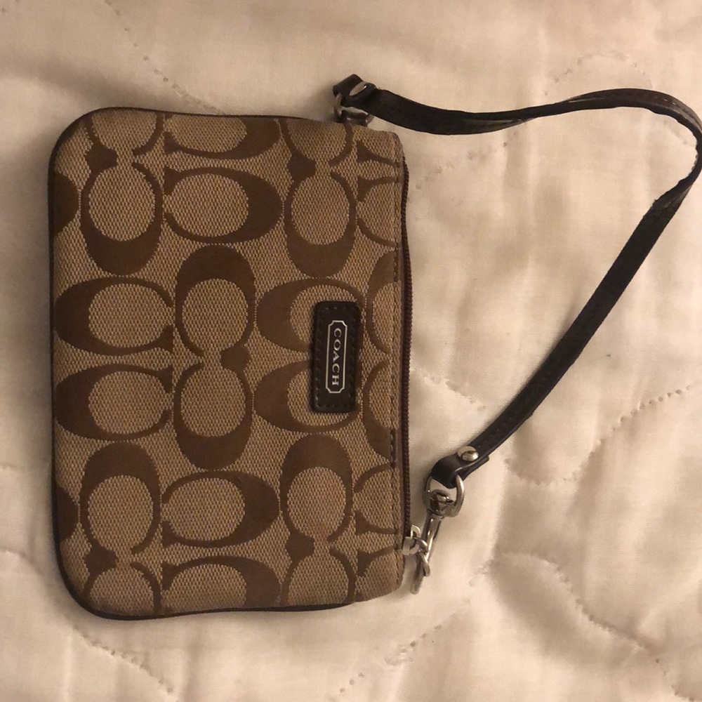 Wristlet